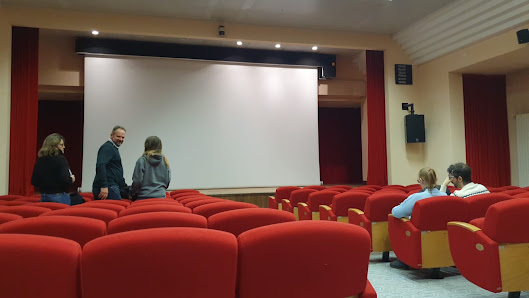 Cinema Grivola Via Bourgeois, 13, 11012 Cogne AO, Italia