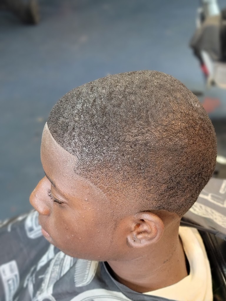 Berry's Barber Shop 75901