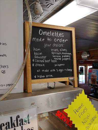 Convenience Store «Mill Pond Country Store», reviews and photos, 220 East St, Stafford Springs, CT 06076, USA