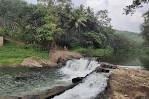 Thavakkal waterfalls image