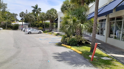 Pet Store «South Beach Pet Shop», reviews and photos, 634 6th St, Miami Beach, FL 33139, USA