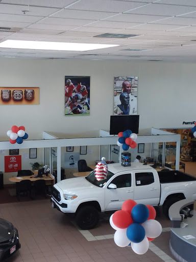 Toyota Dealer «Tracy Toyota», reviews and photos, 2895 Naglee Rd, Tracy, CA 95304, USA