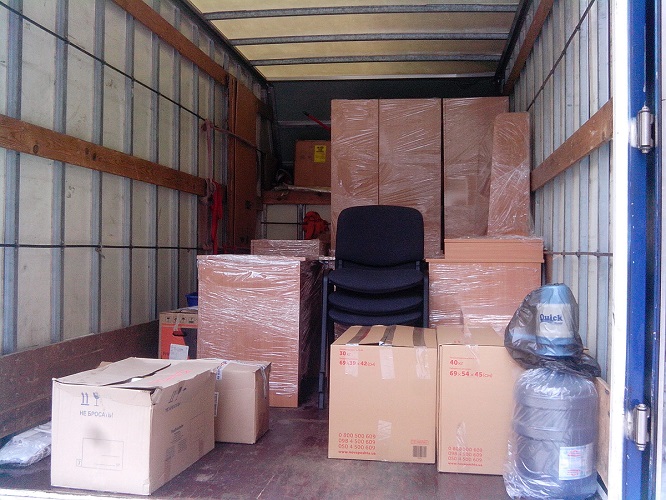 Автомобіль компанії БИЗОН