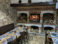 Atmosphère du Restaurant français La Taverne du Moulin à Caucourt - n°1
