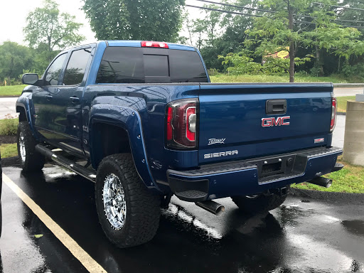 Chevrolet Dealer «Northwest Hills Chevrolet Buick GMC Cadillac», reviews and photos, 2065 E Main St, Torrington, CT 06790, USA