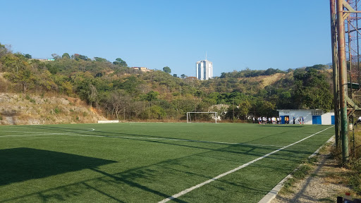 Campo Deportivo Sierra Maestra