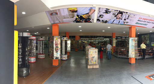 Tiendas para comprar dewalt Bucaramanga