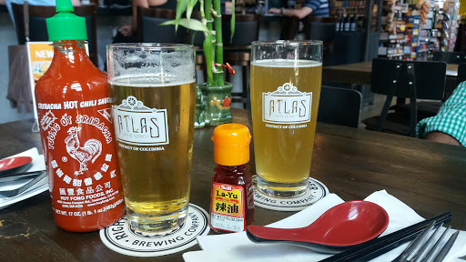 Grocery Store «Streets Market & Cafe», reviews and photos, 3108 Mt Vernon Ave, Alexandria, VA 22305, USA