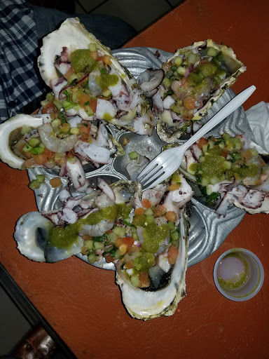 Shopping Mall «County Fair Fashion Mall», reviews and photos, 1264 E Gibson Rd E-500, Woodland, CA 95776, USA