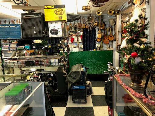 Pawn Shop «Southern California Jewelry and Loan Pawn Shop», reviews and photos, 12522 Westminster Ave, Santa Ana, CA 92706, USA
