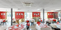Atmosphère du Restaurant français Restaurant Rouge et Blanc à Romanèche-Thorins - n°12