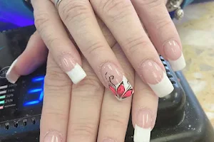Picasso Nails & Spa image