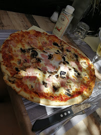 Pizza du Restaurant La Bodega à Clermont-l'Hérault - n°11