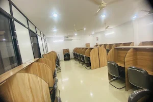 Padhaku Library & Study Room image