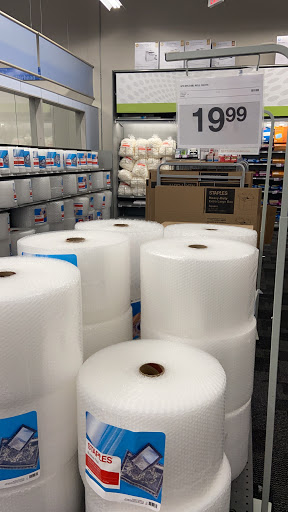 Office Supply Store «Staples», reviews and photos, 1080 Old Country Rd, Westbury, NY 11590, USA