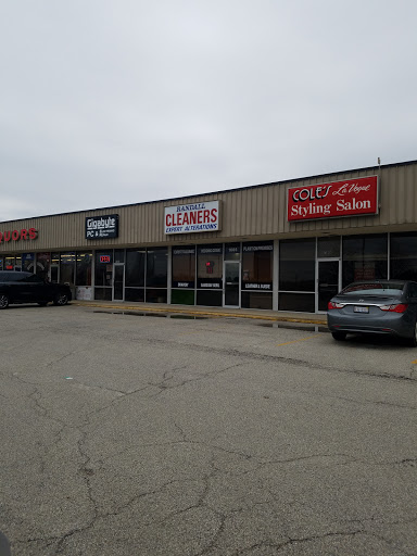 1666 N Randall Rd, Aurora, IL 60506, USA