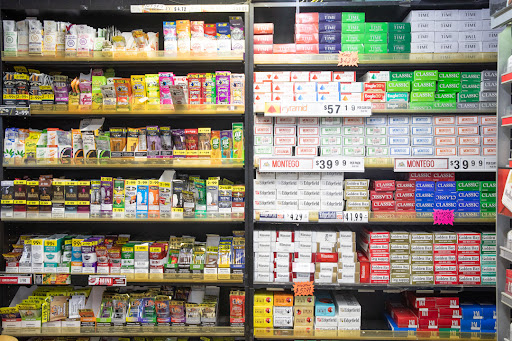 Tobacco Shop «Amsterdam Smoke Shop», reviews and photos, 510 W Court St, Seguin, TX 78155, USA