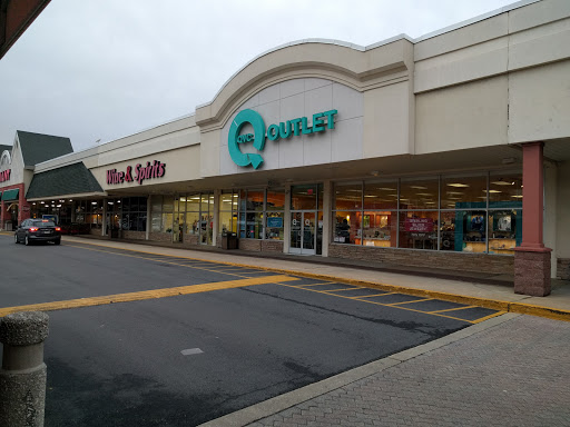 Liquor Store «Fine Wine & Good Spirits», reviews and photos, 215 Lancaster Ave, Malvern, PA 19355, USA