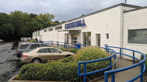 Thrift Store «Goodwill of North Georgia: Northside Drive Store and Donation Center», reviews and photos