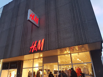 H&M