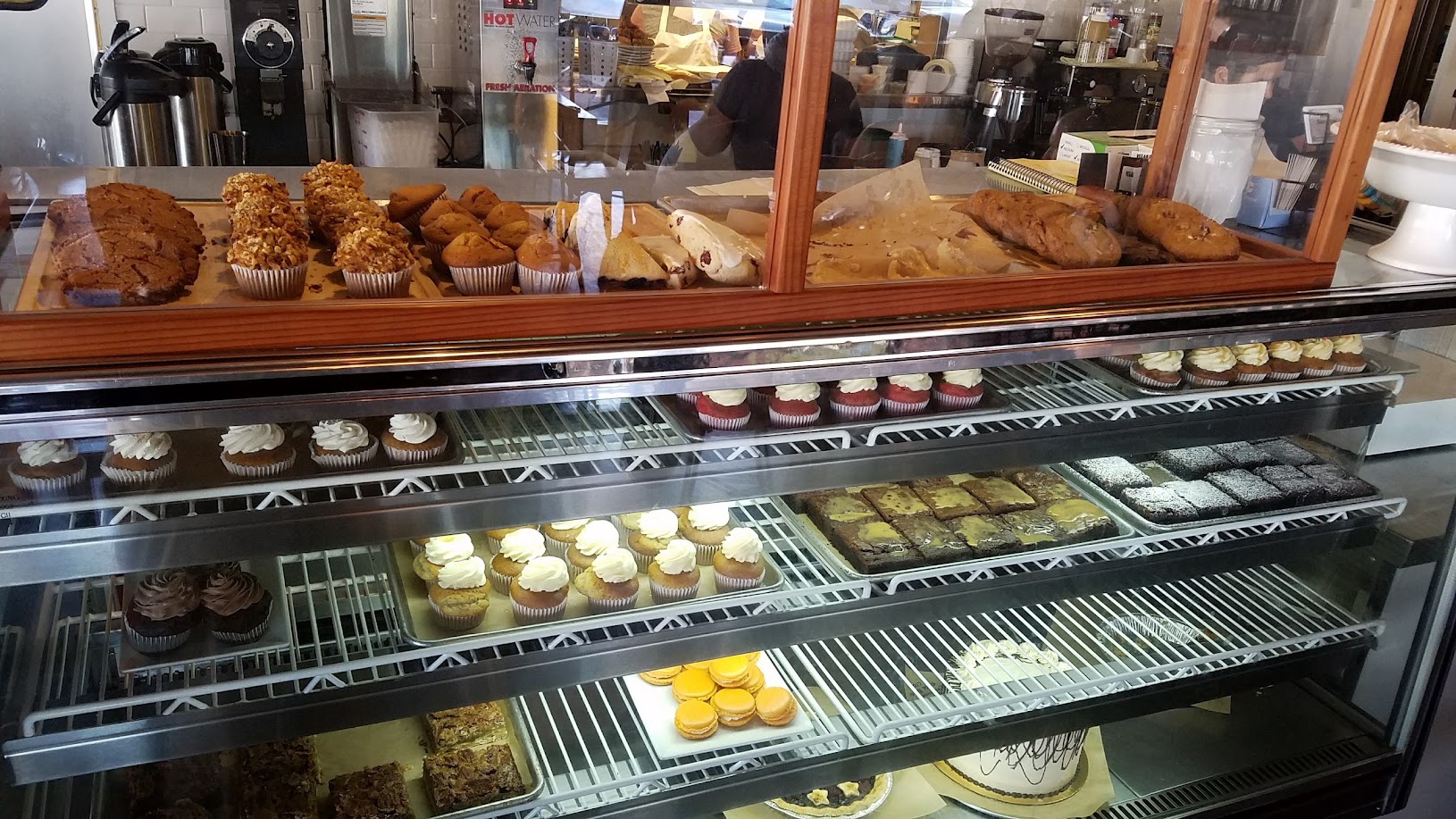 Jewel's Bakery & Cafe