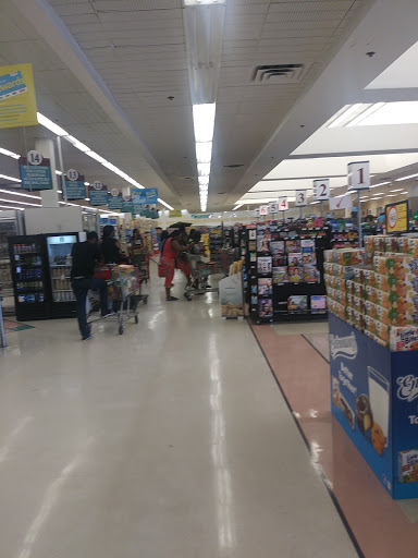 Grocery Store «Winn-Dixie», reviews and photos, 1531 NW 40th Ave, Lauderhill, FL 33313, USA