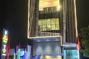 The Four Seasons Hotel /best banquet hall/best hotel in sultanpur image