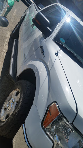 Used Car Dealer «PDX Used Cars», reviews and photos, 1475 SE Tualatin Valley Hwy, Hillsboro, OR 97123, USA