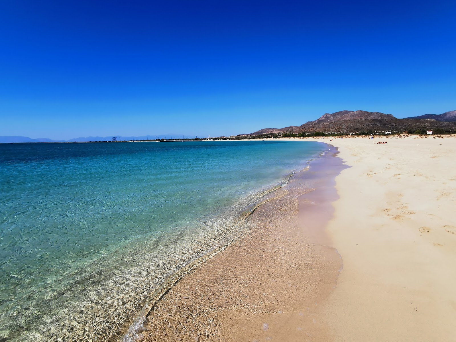 Φωτογραφία του Pouda beach άγρια περιοχή