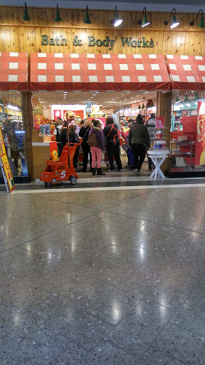 Shopping Mall «Washington Square Mall», reviews and photos, 10202 E Washington St, Indianapolis, IN 46229, USA