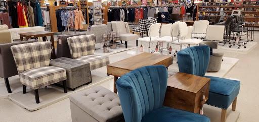 Department Store «T.J. Maxx», reviews and photos, 105 E Street Rd, Feasterville-Trevose, PA 19053, USA