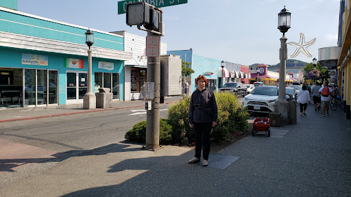 Jeweler «Purple Pelican», reviews and photos, 210 Broadway St # 1, Seaside, OR 97138, USA