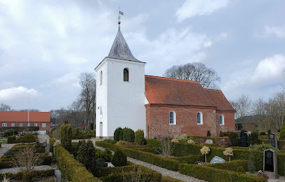Hinge Kirke