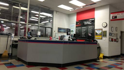 Tire Shop «Firestone Complete Auto Care», reviews and photos, 2630 5th Ave, Huntington, WV 25702, USA