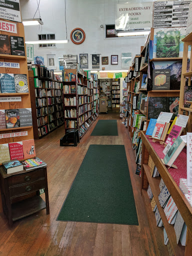 Book Store «Walden Pond Bookstore», reviews and photos, 3316 Grand Ave, Oakland, CA 94610, USA