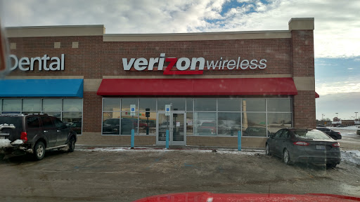 Cell Phone Store «Verizon», reviews and photos, 5350 Harvey St e, Muskegon Heights, MI 49444, USA
