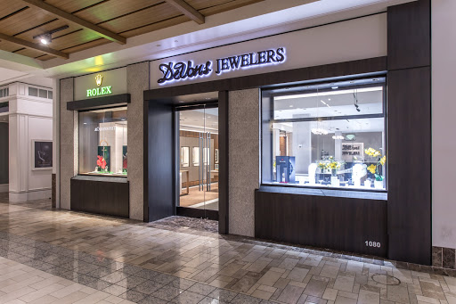 Jewelry Store «DeVons Jewelers», reviews and photos, 1151 Galleria Blvd, Roseville, CA 95678, USA