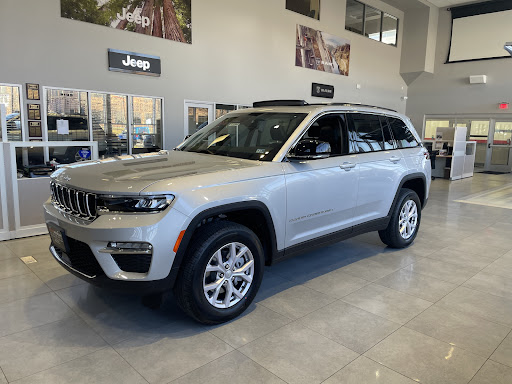 Jeep Dealer «Dulles Chrysler Jeep Dodge Ram Viper», reviews and photos, 109 Catoctin Cir SE, Leesburg, VA 20175, USA