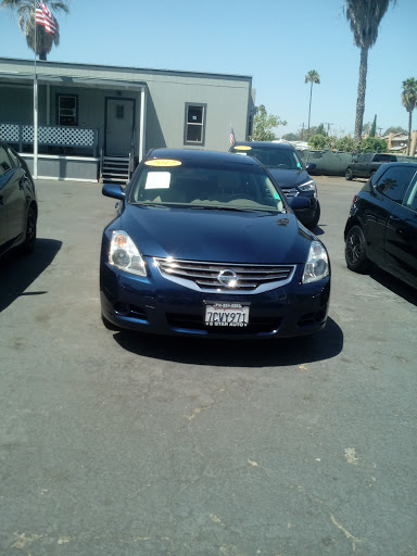 Used Car Dealer «5 Star Auto», reviews and photos, 602 N Harbor Blvd, Santa Ana, CA 92703, USA