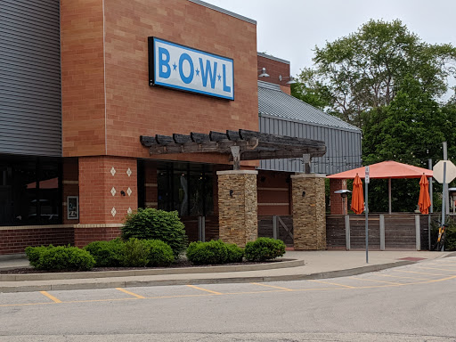 Bowling Alley «Bowlero Buffalo Grove», reviews and photos, 350 McHenry Rd, Buffalo Grove, IL 60089, USA