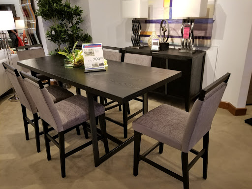 Furniture Store «Rooms To Go & Rooms To Go Kids Furniture Store - Dadeland (Miami)», reviews and photos, 7360 N Kendall Dr, Miami, FL 33156, USA