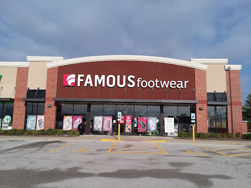 Shoe Store «Famous Footwear», reviews and photos, 3356 Green Mt Crossing Dr, Shiloh, IL 62269, USA