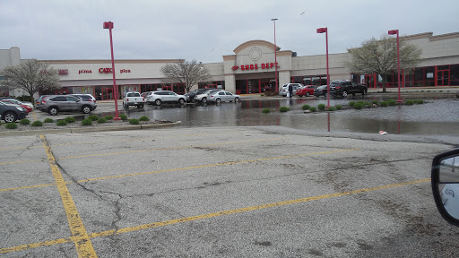 Pet Supply Store «PetSmart», reviews and photos, 1042 Fairplain Dr, Benton Harbor, MI 49022, USA