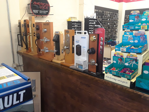 Locksmith «A-1 Locksmith - Downtown Dallas, Design District», reviews and photos, 1622 Market Center Blvd, Dallas, TX 75207, USA