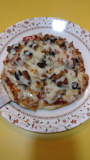 Pizza Caprina