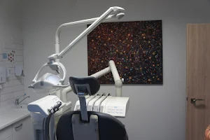 Dentysta Toruń - ArtMedica image