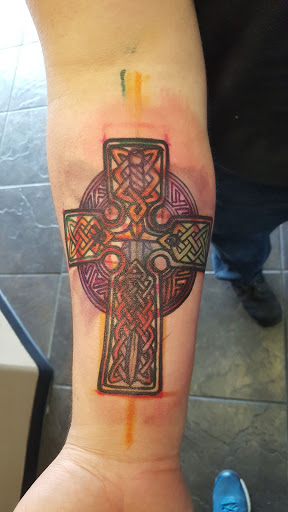 Tattoo Shop «Custom Tattoos By Andy», reviews and photos, 239 Alamo Beach Rd, Pipe Creek, TX 78063, USA