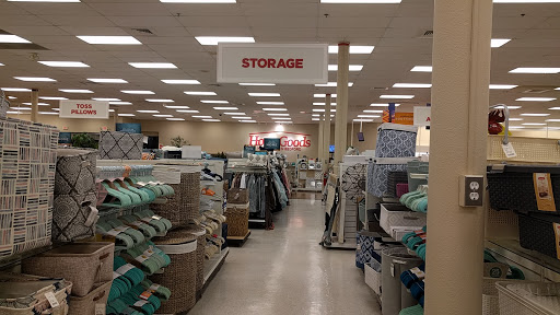 Department Store «HomeGoods», reviews and photos, 309 Great Rd, Bedford, MA 01730, USA