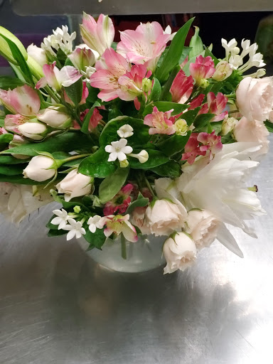 Florist «Arcadia Flowers», reviews and photos, 4835 E Indian School Rd, Phoenix, AZ 85018, USA