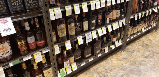 Wine Store «Total Wine & More», reviews and photos, 7925 N Blackstone Ave, Fresno, CA 93720, USA